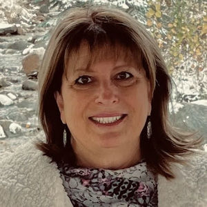 Meet your Posher, Melina